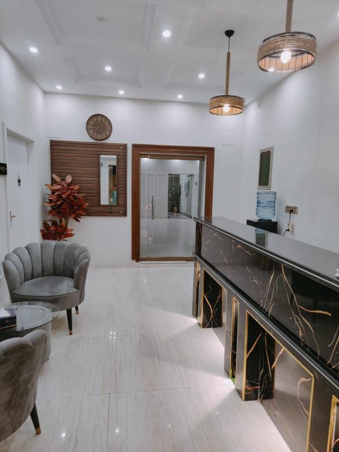 Hotel White Season Gulberg Lahore Eksteriør billede