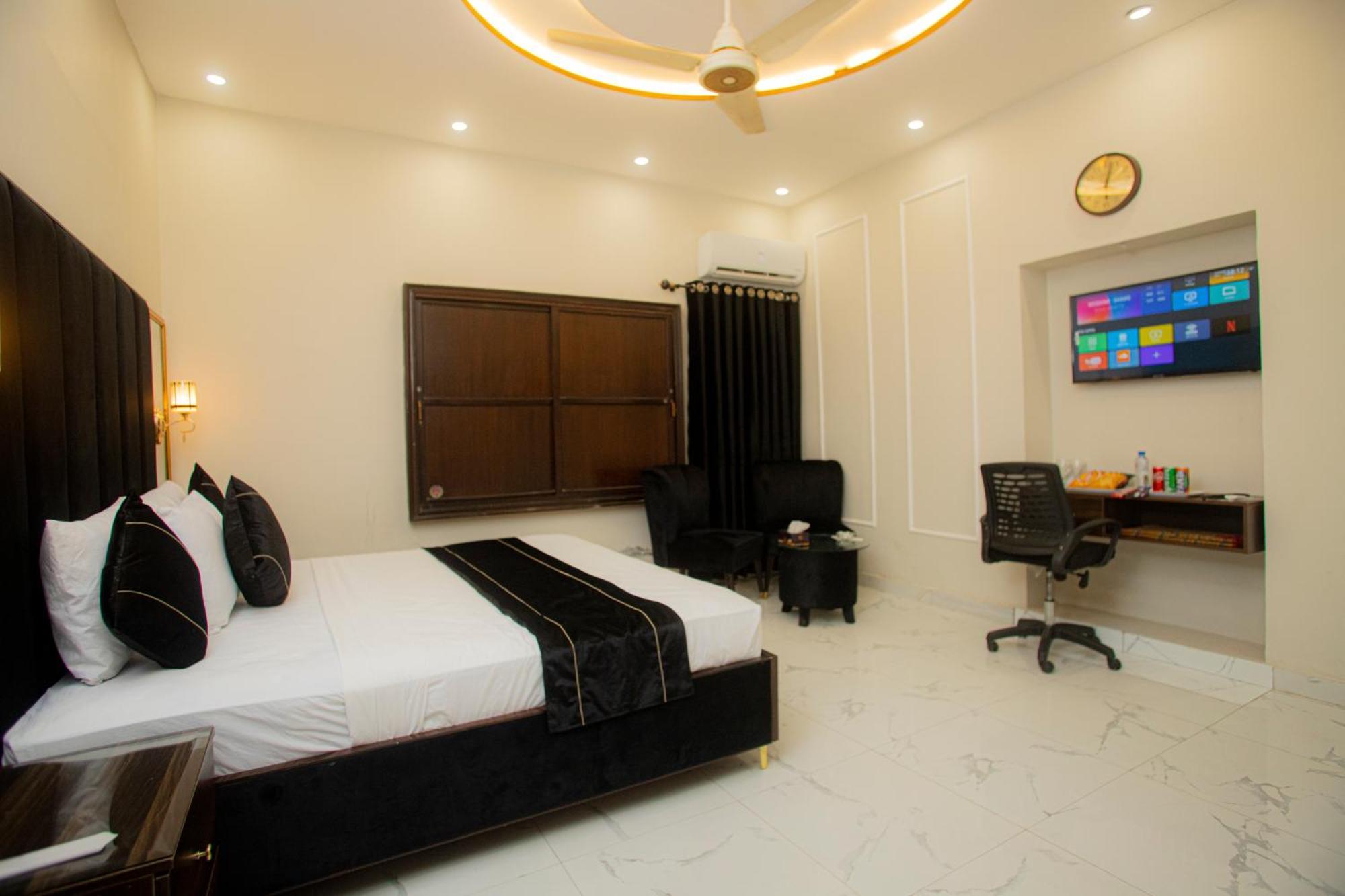 Hotel White Season Gulberg Lahore Eksteriør billede