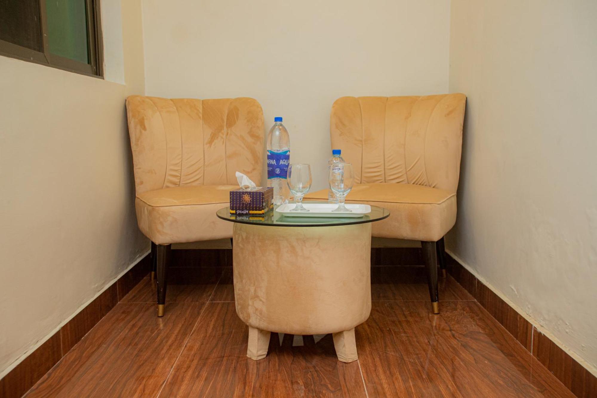 Hotel White Season Gulberg Lahore Eksteriør billede
