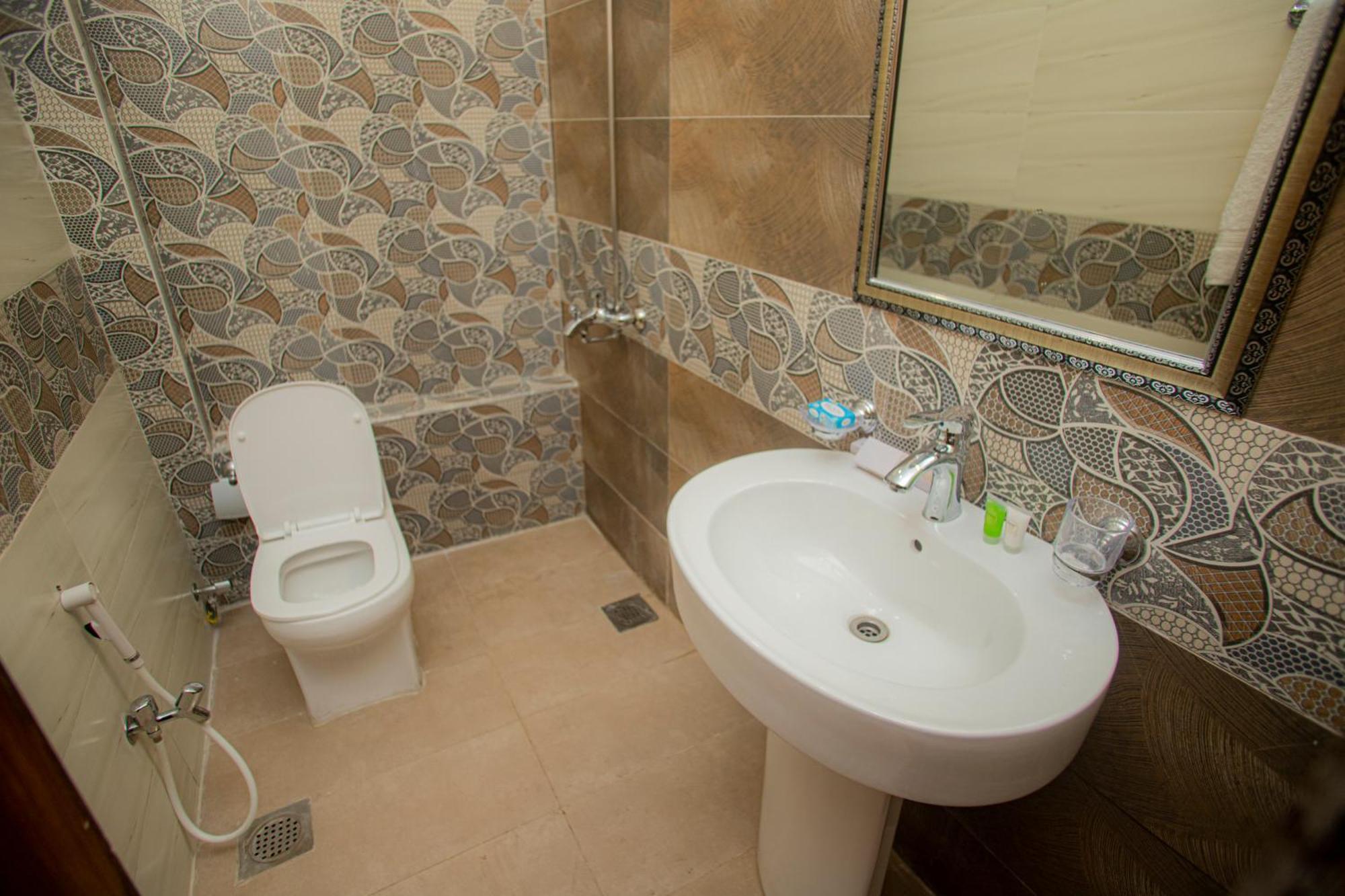 Hotel White Season Gulberg Lahore Eksteriør billede