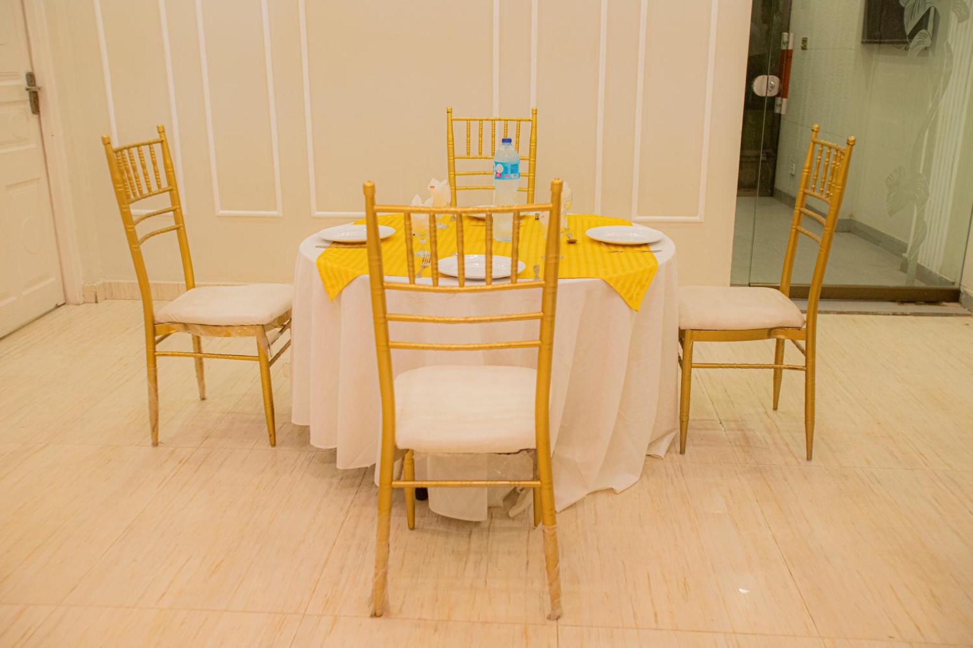 Hotel White Season Gulberg Lahore Eksteriør billede