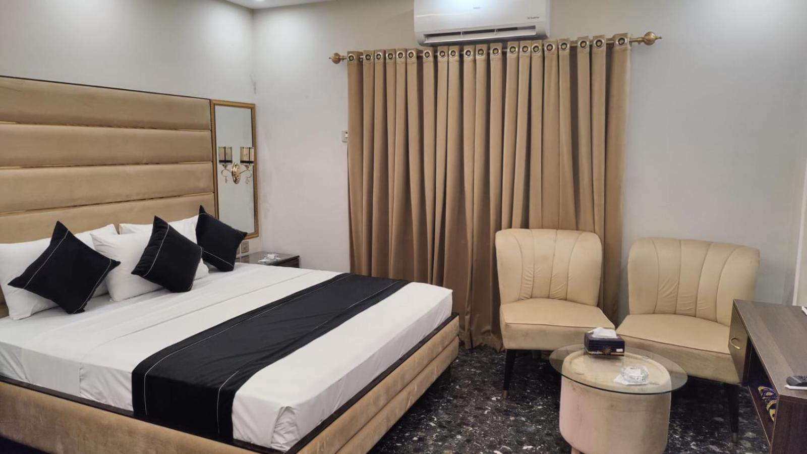 Hotel White Season Gulberg Lahore Eksteriør billede