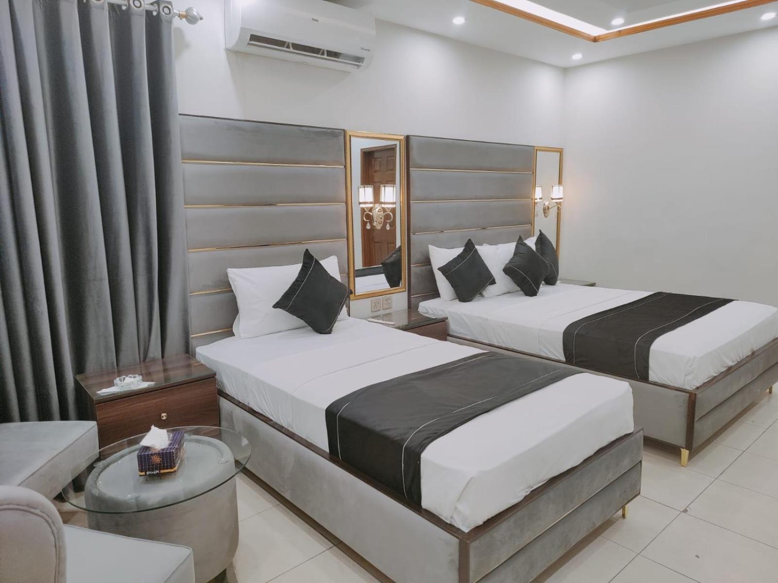 Hotel White Season Gulberg Lahore Eksteriør billede