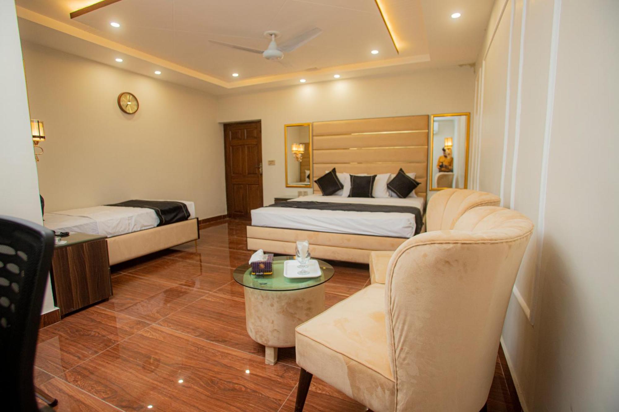 Hotel White Season Gulberg Lahore Eksteriør billede
